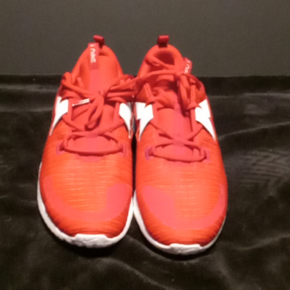 Nike Renew Arena size 11 University Red - Picture 2 of 4